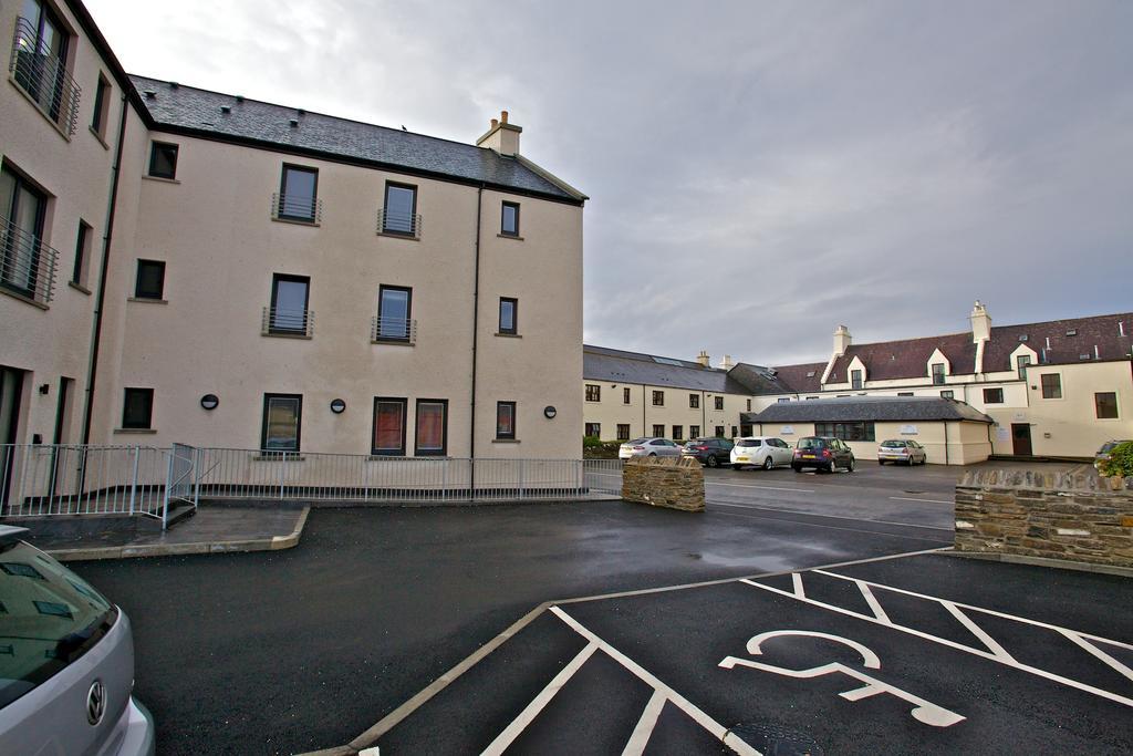 Ayre Hotel & Ayre Apartments Kirkwall Bagian luar foto